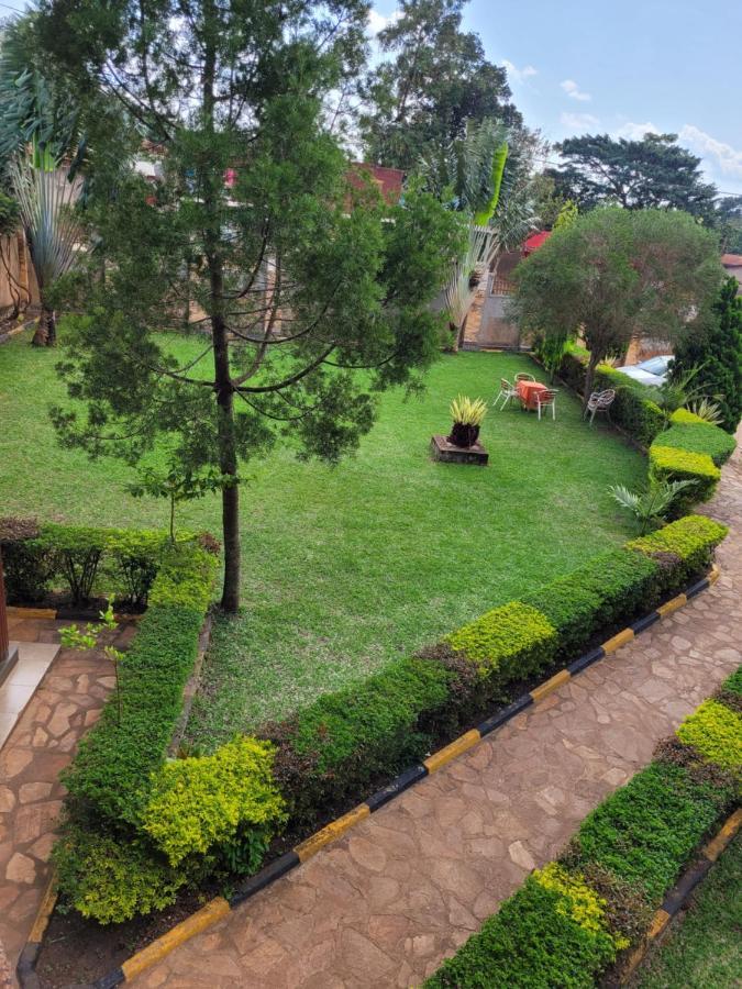 Glory Summit Hotel Hoima Buitenkant foto